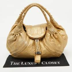 مملوكة مسبقًا Fendi Metallic Gold Textured Leather Spy Hobo