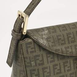 مملوكة مسبقًا Fendi Green Zucchino Coated Canvas Forever Baguette Bag