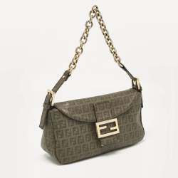 مملوكة مسبقًا Fendi Green Zucchino Coated Canvas Forever Baguette Bag