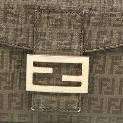 مملوكة مسبقًا Fendi Green Zucchino Coated Canvas Forever Baguette Bag