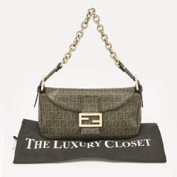 مملوكة مسبقًا Fendi Green Zucchino Coated Canvas Forever Baguette Bag