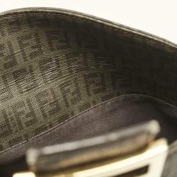 مملوكة مسبقًا Fendi Green Zucchino Coated Canvas Forever Baguette Bag