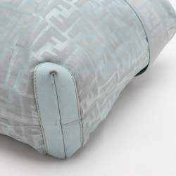 مملوكة مسبقًا Fendi Light Blue Nylon Tote
