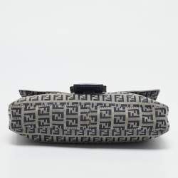 Pre Owned Fendi Blue Zucchino Canvas and Leather Baguette Bag