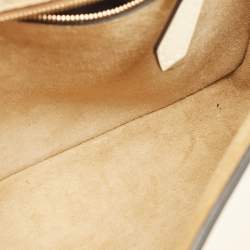 Pre Owned Fendi Cream Leather Medium Studded Baguette Bag