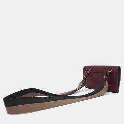 Pre Owned Fendi Burgundy Leather Flat Baguette Bag