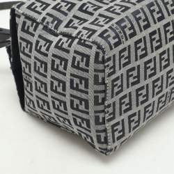 Pre Owned Fendi Grey Canvas Box Baguette Top Handle Bag