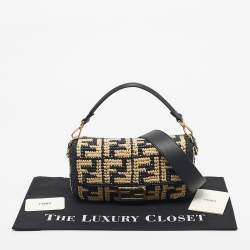 Pre Owned حقيبة باغيت متوسطة فنـدي رافيـا أسود/طبيعي FF