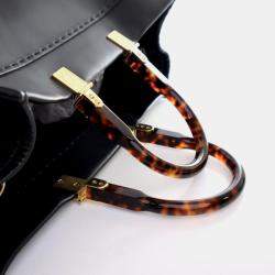 Pre Owned Fendi Sunshine Medium Black Calfskin Tote Bag