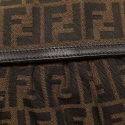 Pre Owned حقيبة كتف فندي شيف ذات قلاب من جلد وقماش زوكا تبغ