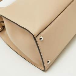 Pre Owned Fendi Beige Leather Large X Lite Peekaboo Top Handle Bag