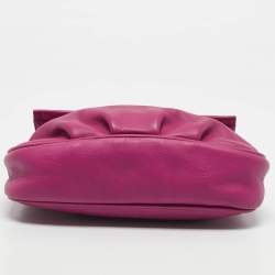 Pre Owned Fendi Pink Leather Fendista Pochette Crossbody Bag