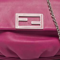 Pre Owned Fendi Pink Leather Fendista Pochette Crossbody Bag