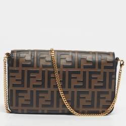 مملوكة مسبقًا Fendi Tobacco/Black Zucca Embossed Leather Small FF Wallet On Chain