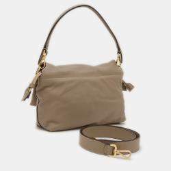 Pre Owned Fendi Mamma Baguette Medium Beige Leather Shoulder Bag