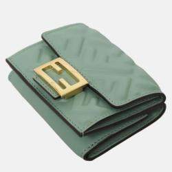Pre Owned Fendi Baguette Micro Trifold Green Leather Wallet