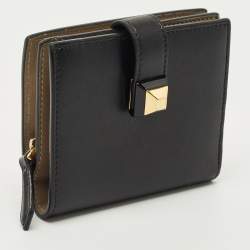 Pre Owned Fendi Black Leather Accordion Flap Bifold Wallet