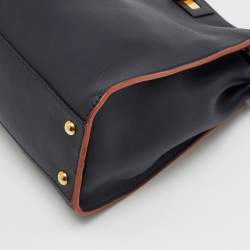 Pre Owned حقيبة فندي بيكابو جلد أزرق كحلي متوسطة بيد علوية