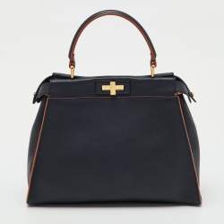 Pre Owned حقيبة فندي بيكابو جلد أزرق كحلي متوسطة بيد علوية