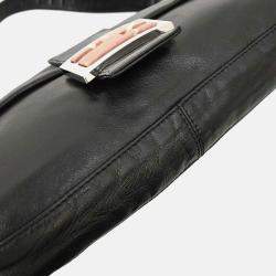 Pre Owned Fendi Black Leather Baguette Handbag