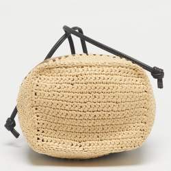 مملوكة مسبقًا حقيبة دلو صغيرة فاندي قماش ثلاثي الألوان ورافيا مون تريزور مع حبل ربط