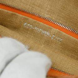 Pre Owned Fendi Beige Raffia Baguette Handbag