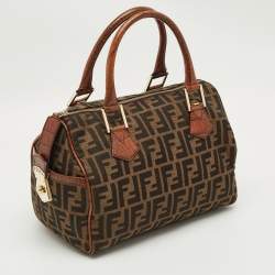 مملوكة مسبقًا حقيبة فندي بوستون فوريفر قماش زوكا تبغ وجلد منقوش كروك