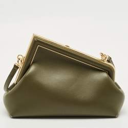 مملوكة مسبقًا Fendi Olive Green Leather Small Fendi First Clutch Bag
