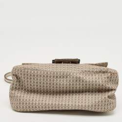 مملوكة مسبقًا Fendi Beige/Silver Printed Canvas and Leather Mini Mama Baguette Bag
