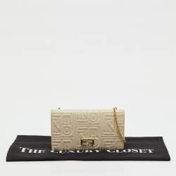 Pre Owned Fendi White Embossed Leather Chain Clutch Bag