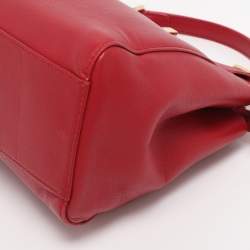 Pre Owned Fendi Red Leather Mini Peekaboo Top Handle Bag