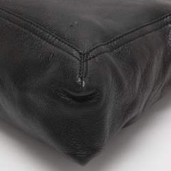 Pre Owned Fendi Black Leather Maxi Baguette Flap Shoulder Bag