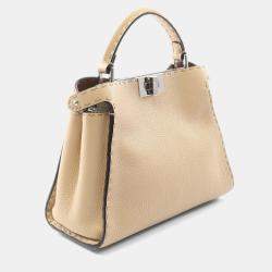 Pre Owned Fendi Peekaboo Beige Leather Shoulder Bag