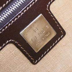 مملوكة مسبقًا Fendi White Brown Canvas Beads Baguette Handbag