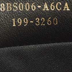 مملوكة مسبقًا محفظة بسلسلة فندي F هو فندي جلد بني/أسود وسط