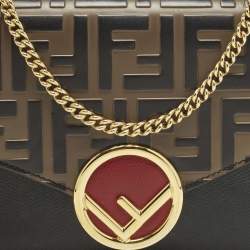 مملوكة مسبقًا محفظة بسلسلة فندي F هو فندي جلد بني/أسود وسط