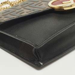 مملوكة مسبقًا محفظة بسلسلة فندي F هو فندي جلد بني/أسود وسط