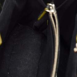 Pre Owned حقيبة يد توتس فندي بيتيت ساك 2جور جلد أزرق باستيل