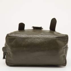 Pre Owned حقيبة فيندي ساتشيل جلد أخضر زيتوني بسحاب