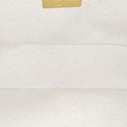 مملوكة مسبقًا حقيبة فندي باكيت بقماش متعدد الألوان كريمي