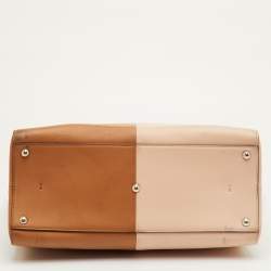 مملوكة مسبقًا حقيبة فندي 3جور جلد بني/زهري فاتح كبير