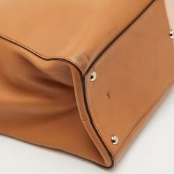 مملوكة مسبقًا حقيبة فندي 3جور جلد بني/زهري فاتح كبير