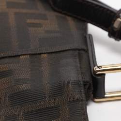 مملوكة مسبقًا حقيبة كتف فنـدي مـيا قـماش توبـاكـو زوكـا وجلد لامع