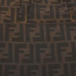 مملوكة مسبقًا حقيبة كتف فنـدي مـيا قـماش توبـاكـو زوكـا وجلد لامع