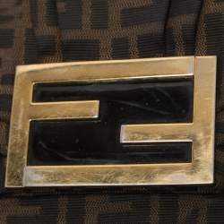 مملوكة مسبقًا حقيبة كتف فنـدي مـيا قـماش توبـاكـو زوكـا وجلد لامع