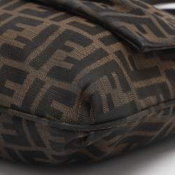 مملوكة مسبقًا حقيبة كتف فنـدي مـيا قـماش توبـاكـو زوكـا وجلد لامع