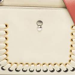 مملوكة مسبقًا حقيبة فندي دوتكوم كبيرة بيضاء/سوداء جلد بخياطة يد