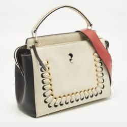 مملوكة مسبقًا حقيبة فندي دوتكوم كبيرة بيضاء/سوداء جلد بخياطة يد