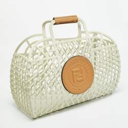 مملوكة مسبقًا Fendi FF Logo Stamp Off White/Brown PVC Basket Bag