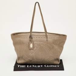 مملوكة مسبقًا Fendi Roll Selleria Metallic Grey Leather Shopper Tote
